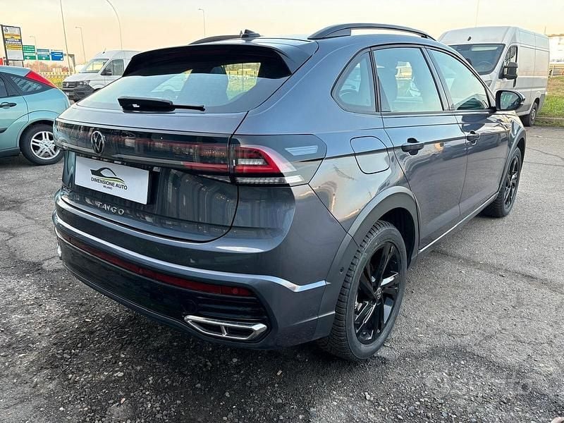 Usata VW Taigo R-line 150 CV (110 kW) 2023 Grigio SUV