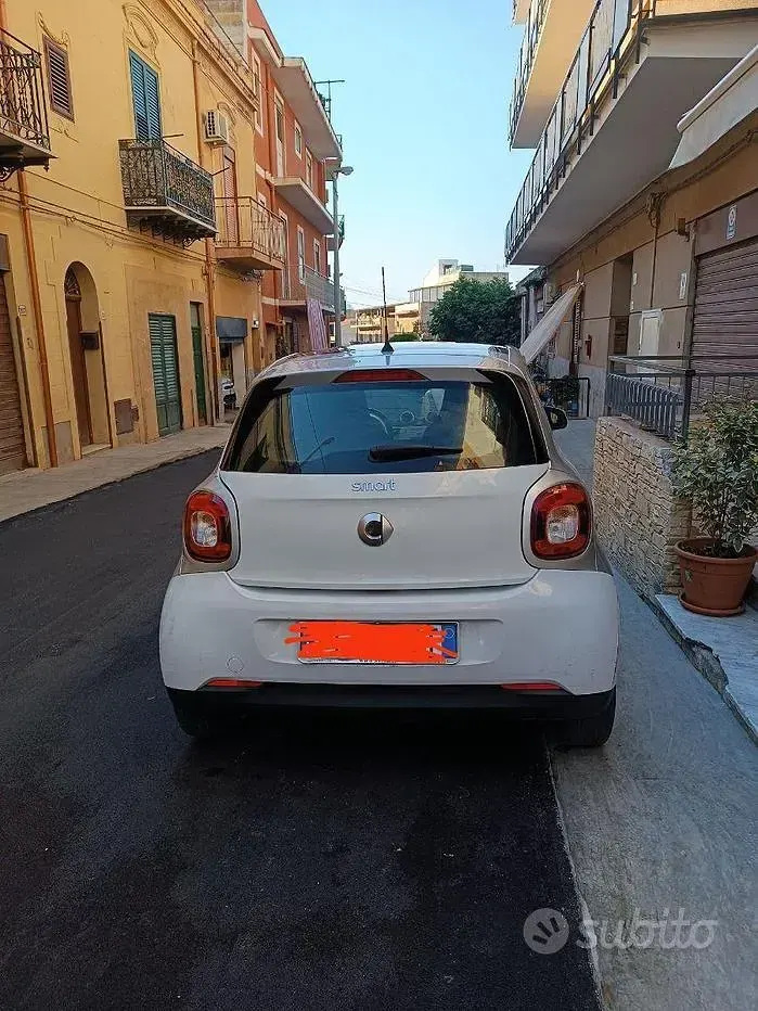 Usata Smart ForFour 71 CV (52 kW) 2016 Utilitaria