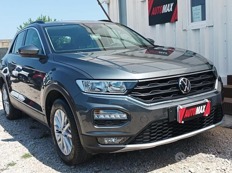 Usata VW T-Roc Style 110 CV (80 kW) 2022 Grigio SUV