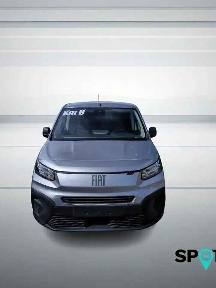 Nuova Fiat Doblò 101 CV (74 kW) 2026 Grigio Monovolume