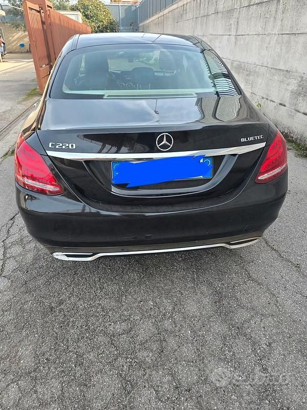 Usata Mercedes C220 2015 Nero