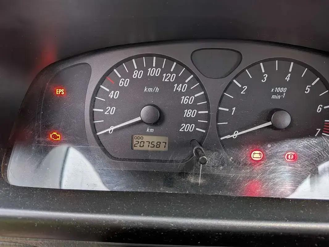 Usata Opel Agila 75 CV (55 kW) 2002 Monovolume