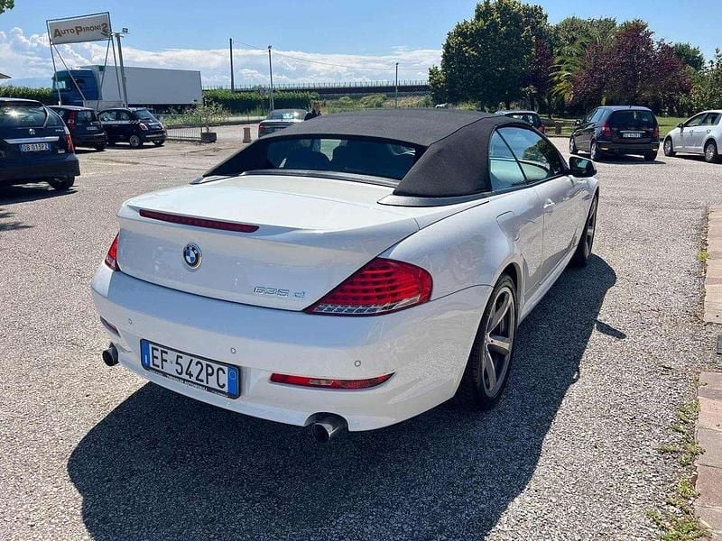 Usata BMW 635 Cabriolet 286 CV (210 kW) 2010 Bianco Cabrio