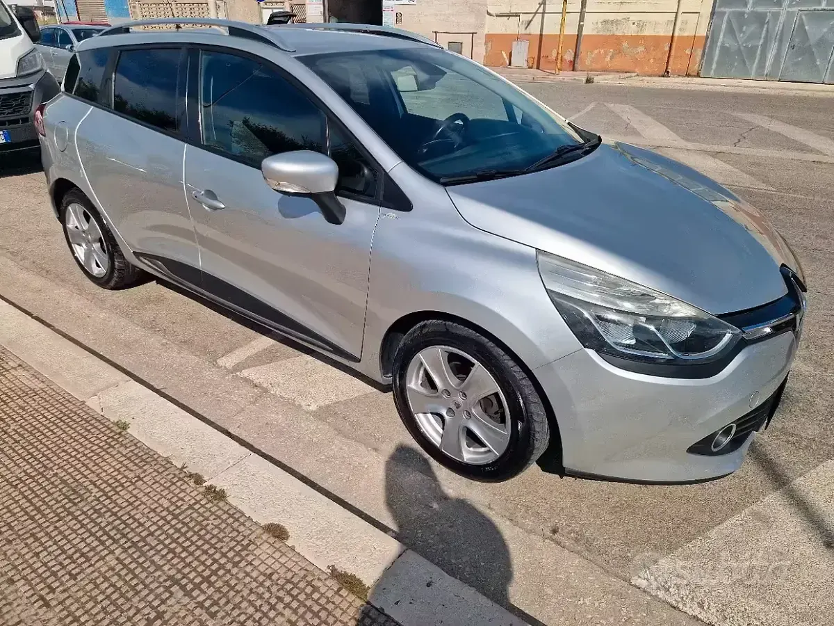 Usata Renault Clio 90 CV (66 kW) 2014 Grigio Station wagon