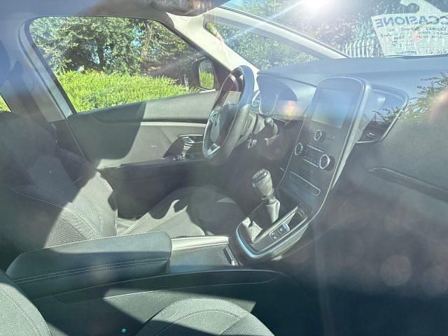 Usata Renault Scénic IV Business 130 CV (95 kW) 2018 Antracite Monovolume