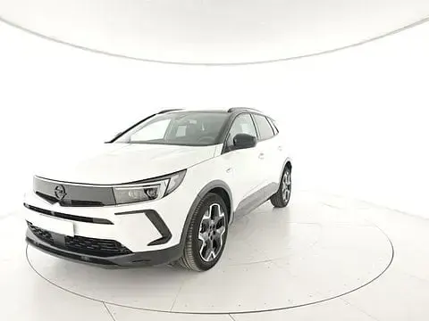 Usata Opel Grandland X 131 CV (96 kW) 2024 Bianco SUV