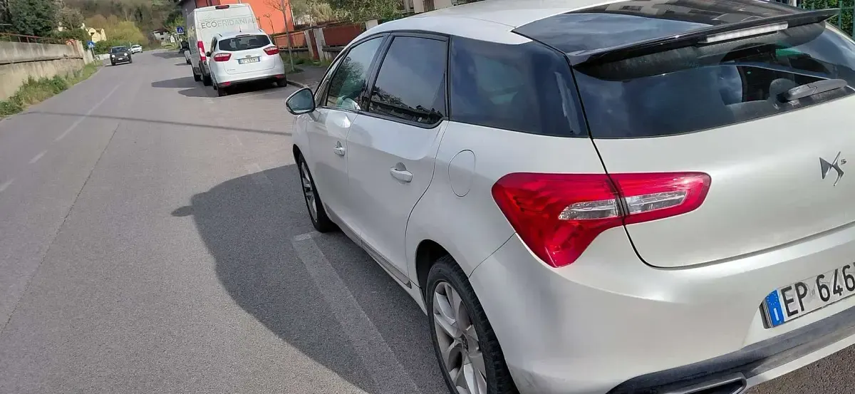 Usata Citroën DS5 Chic 163 CV (119 kW) 2013 Utilitaria