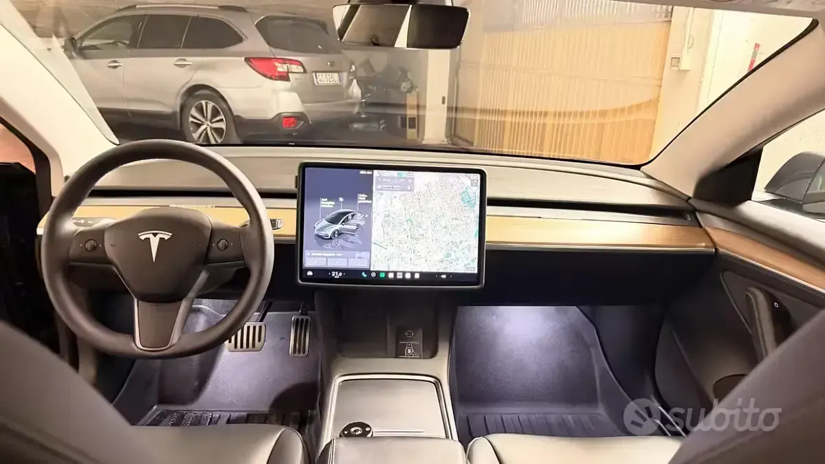 Usata Tesla Model 3 Long Range AWD 152 kW (208 CV) 2023 Grigio Berlina