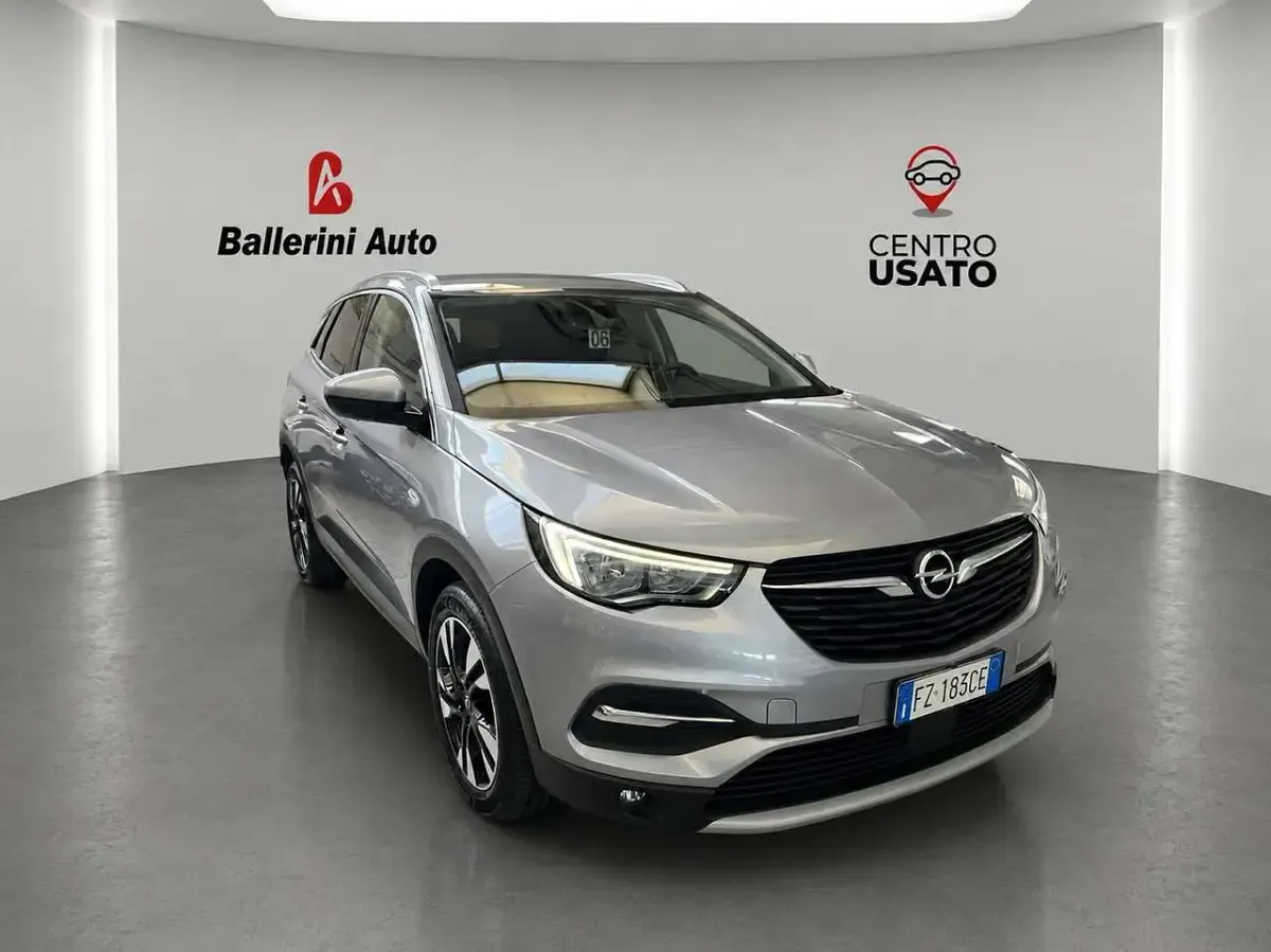 Usata Opel Grandland X Innovation 131 CV (96 kW) 2019 Grigio SUV