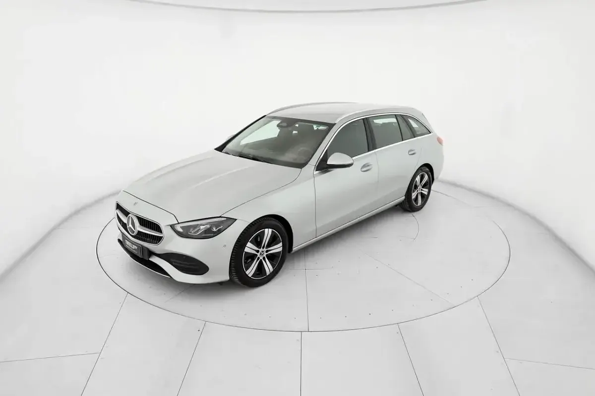 Usata Mercedes 200 Advanced 163 CV (119 kW) 2025 Argento Station wagon