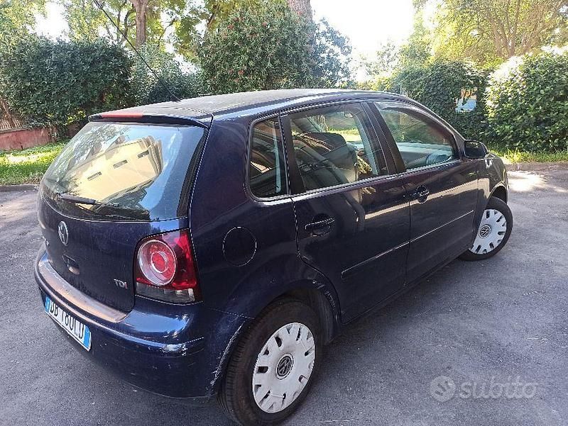 Usata VW Polo Comfortline 80 CV (58 kW) 2006 Blu Utilitaria