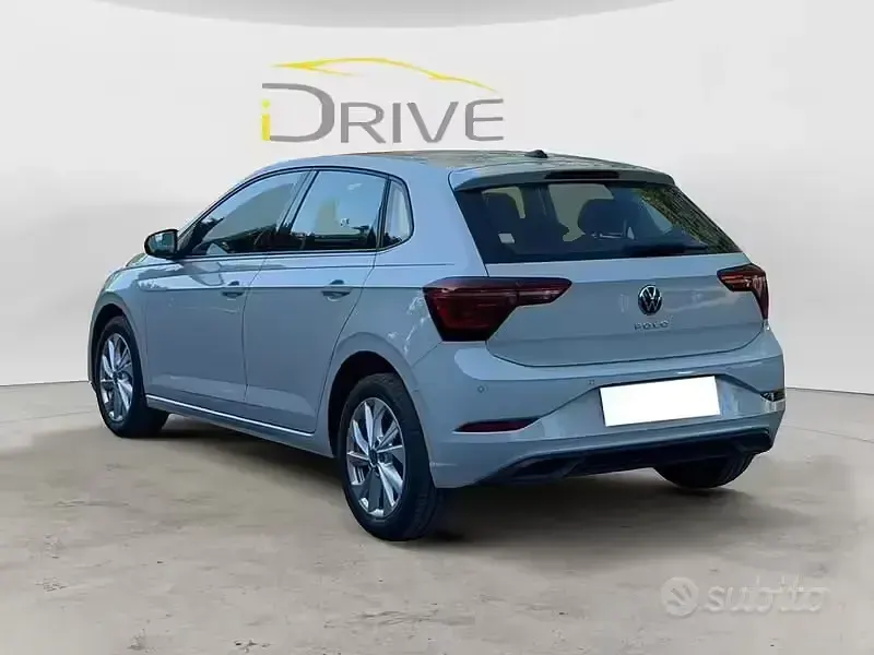 Usata VW Polo Style 95 CV (69 kW) 2022 Grigio Utilitaria