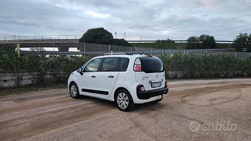 Usata Citroën C3 Picasso 92 CV (67 kW) 2010 Bianco Monovolume