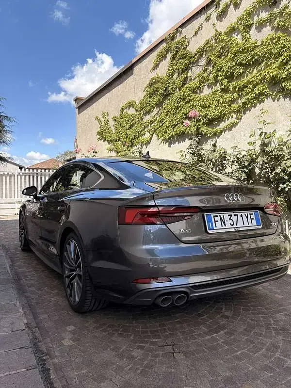 Usata Audi A5 Sportback Ambiente 190 CV (139 kW) 2018 Grigio Utilitaria
