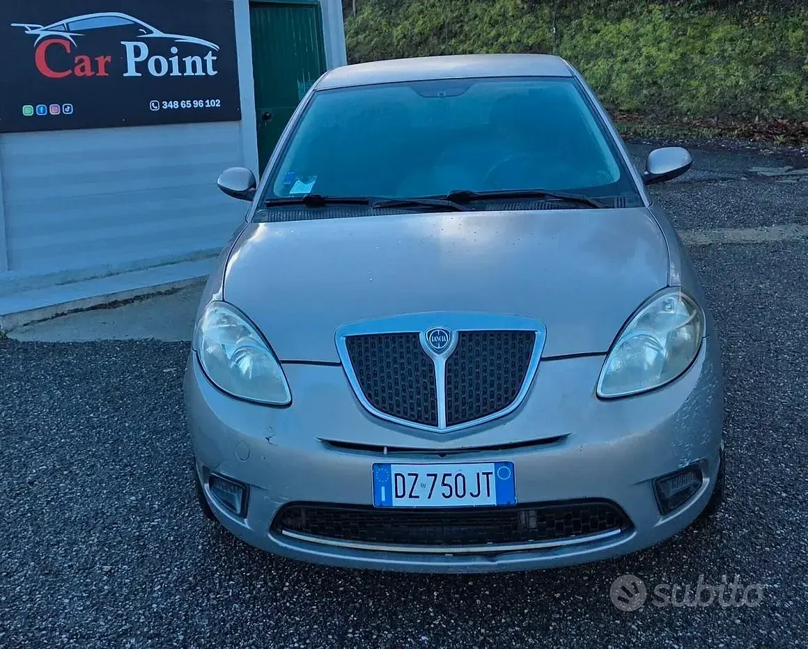 Usata Lancia Ypsilon 75 CV (55 kW) 2009 Utilitaria