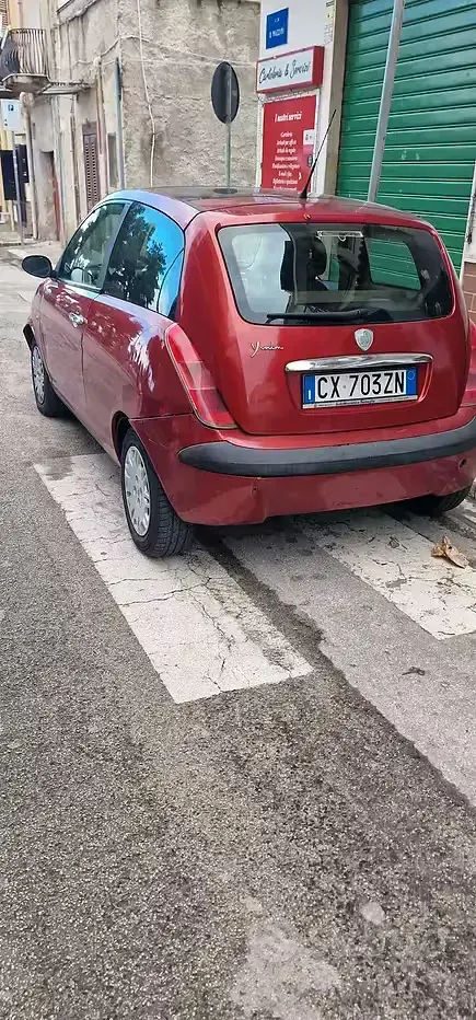 Usata Lancia Ypsilon 60 CV (44 kW) 2005 Rosso Utilitaria