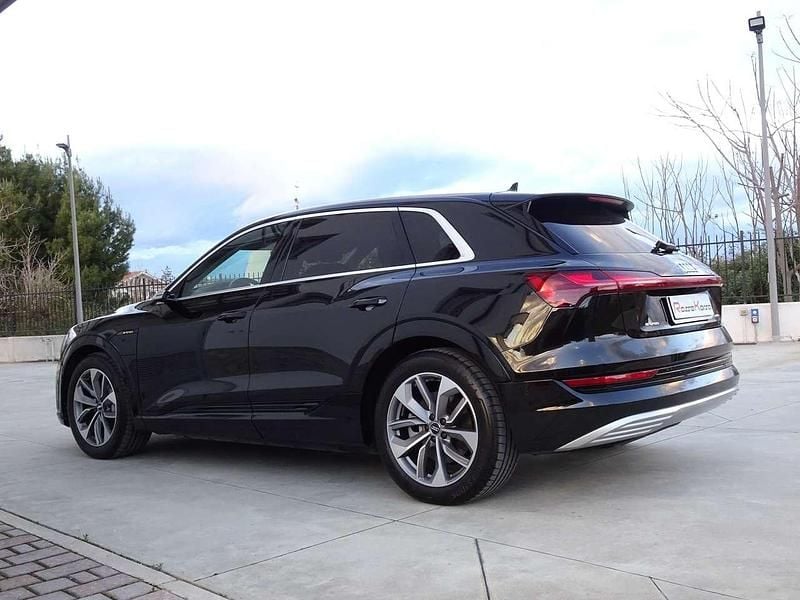 Usata Audi e-tron 158 kW (215 CV) 2020 Nero mythos SUV