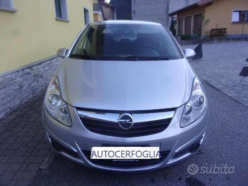 Usata Opel Corsa Club 80 CV (58 kW) 2008 Argento Berlina
