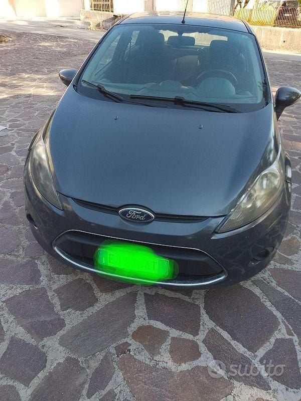 Gebraucht Ford Fiesta 73 PS (53 kW) 2011 Kleinwagen