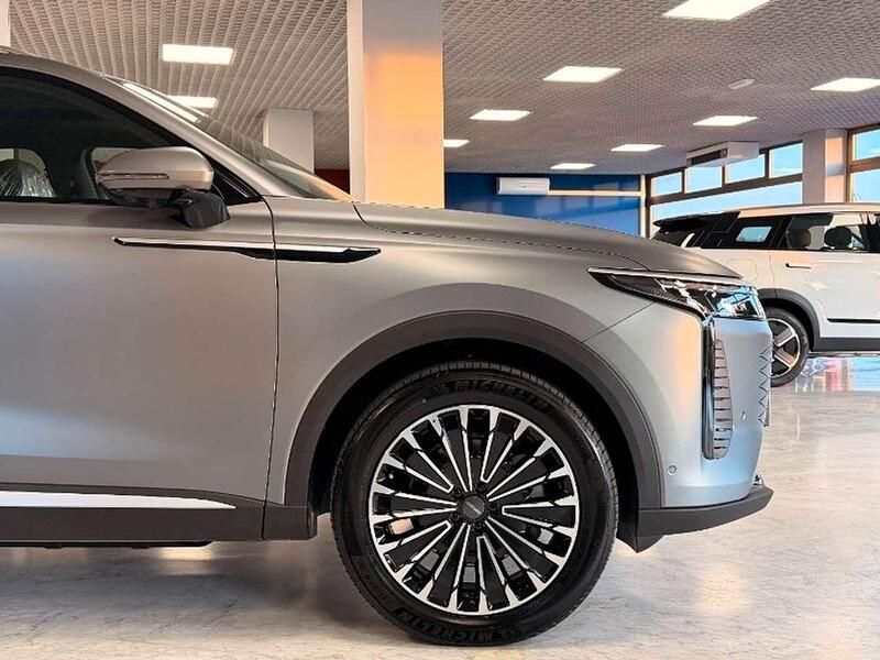 Nuova Omoda 9 537 CV (394 kW) 2026 Grigio SUV