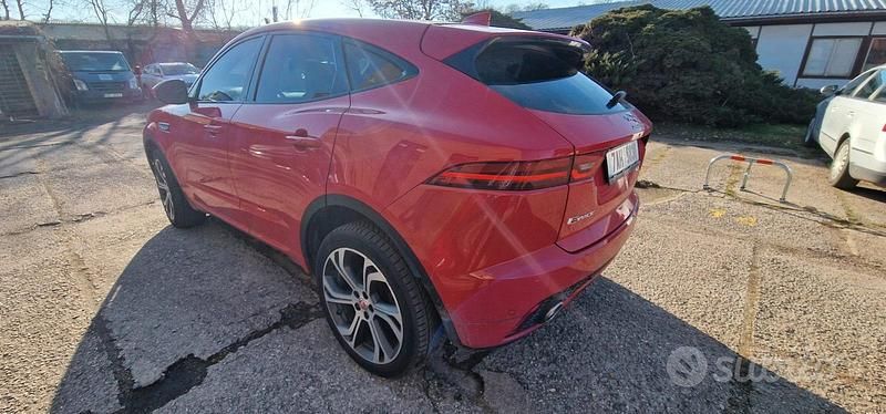 Usata Jaguar E-Pace R-Dynamic 150 CV (110 kW) 2017 Rosso SUV