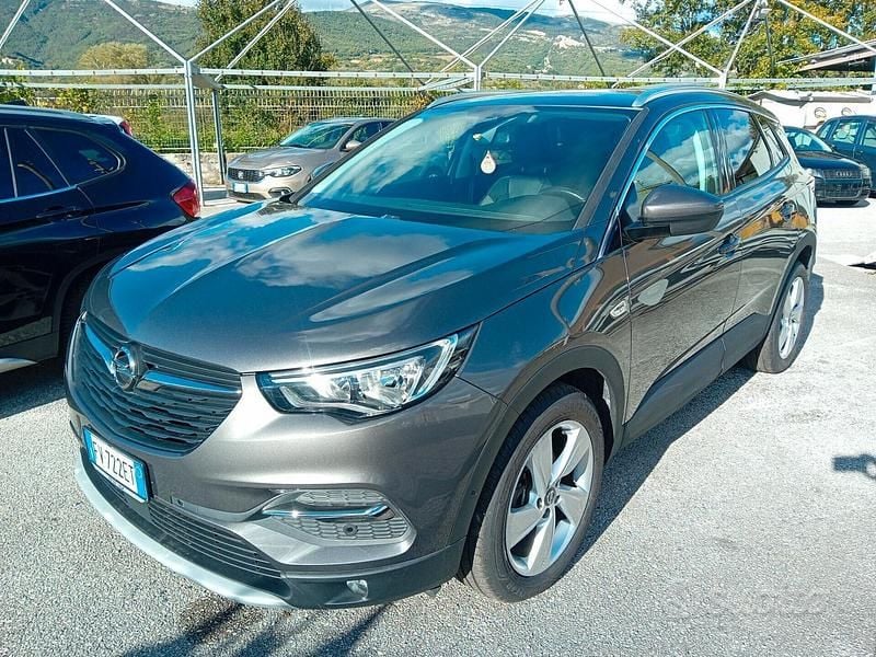 Grigio Usata 2019 Opel Grandland X S SUV | 11.900 € (Buon prezzo) - Immagine 1/4