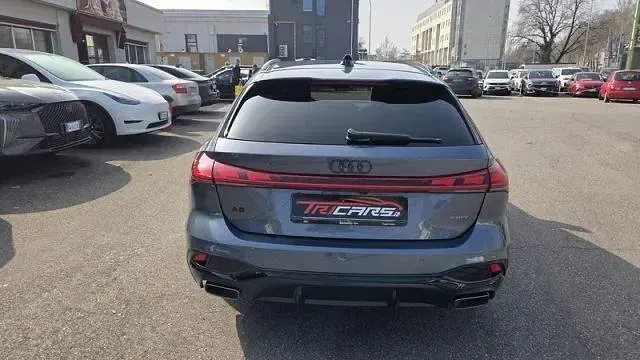 Usata Audi A5 S-Line 204 CV (150 kW) 2025 Blu Berlina