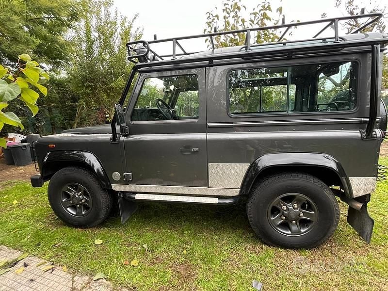Usata Land Rover Defender 2001 Grigio SUV