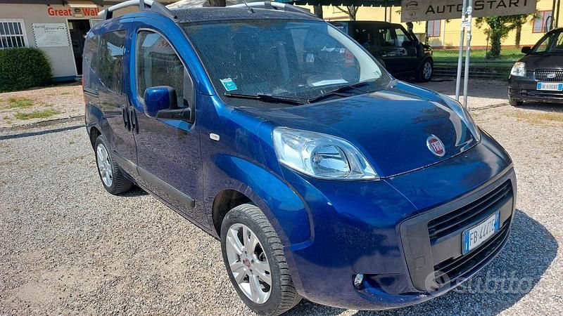 Usata Fiat Qubo Dynamic 77 CV (56 kW) 2015 Blu Monovolume