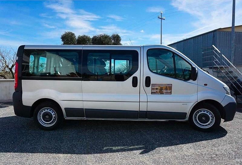 Usata Opel Vivaro 2007 Monovolume