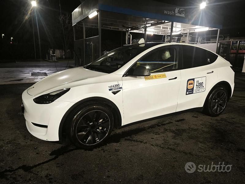 Usata Tesla Model Y Long Range AWD 360 kW (490 CV) 2023 Bianco SUV