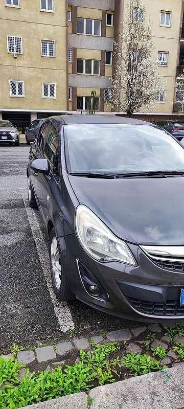 Usata Opel Corsa Cosmo 95 CV (69 kW) 2012 Utilitaria