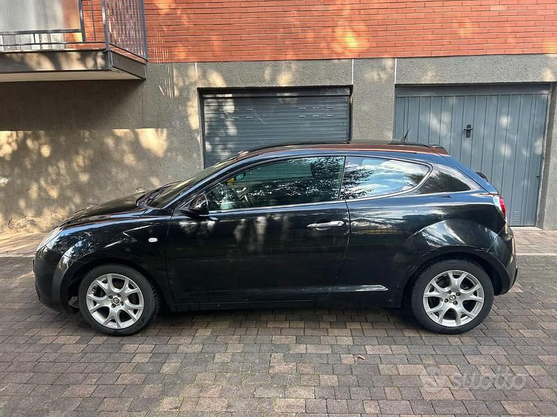 Usata Alfa Romeo MiTo 79 CV (58 kW) 2011 Nero Utilitaria