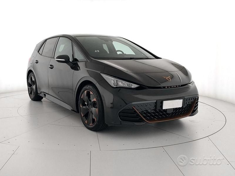 Usata Cupra Born 69 kW (95 CV) 2024 Grigio quasar Utilitaria