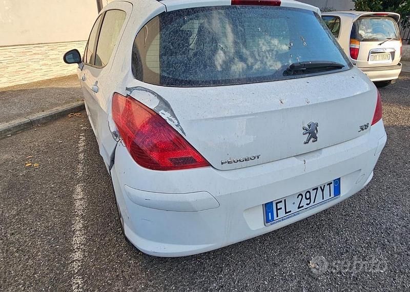 Usata Peugeot 308 Premium 109 CV (80 kW) 2007 Bianco Berlina