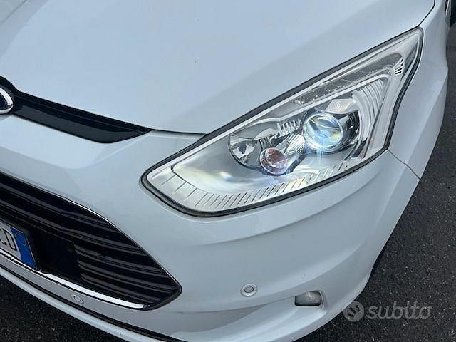 Usata Ford B-MAX Business Edition 105 CV (77 kW) 2013 Bianco Monovolume