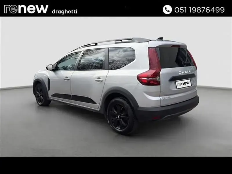 Usata Dacia Jogger Extreme 100 CV (73 kW) 2023 Grigio scuro Monovolume