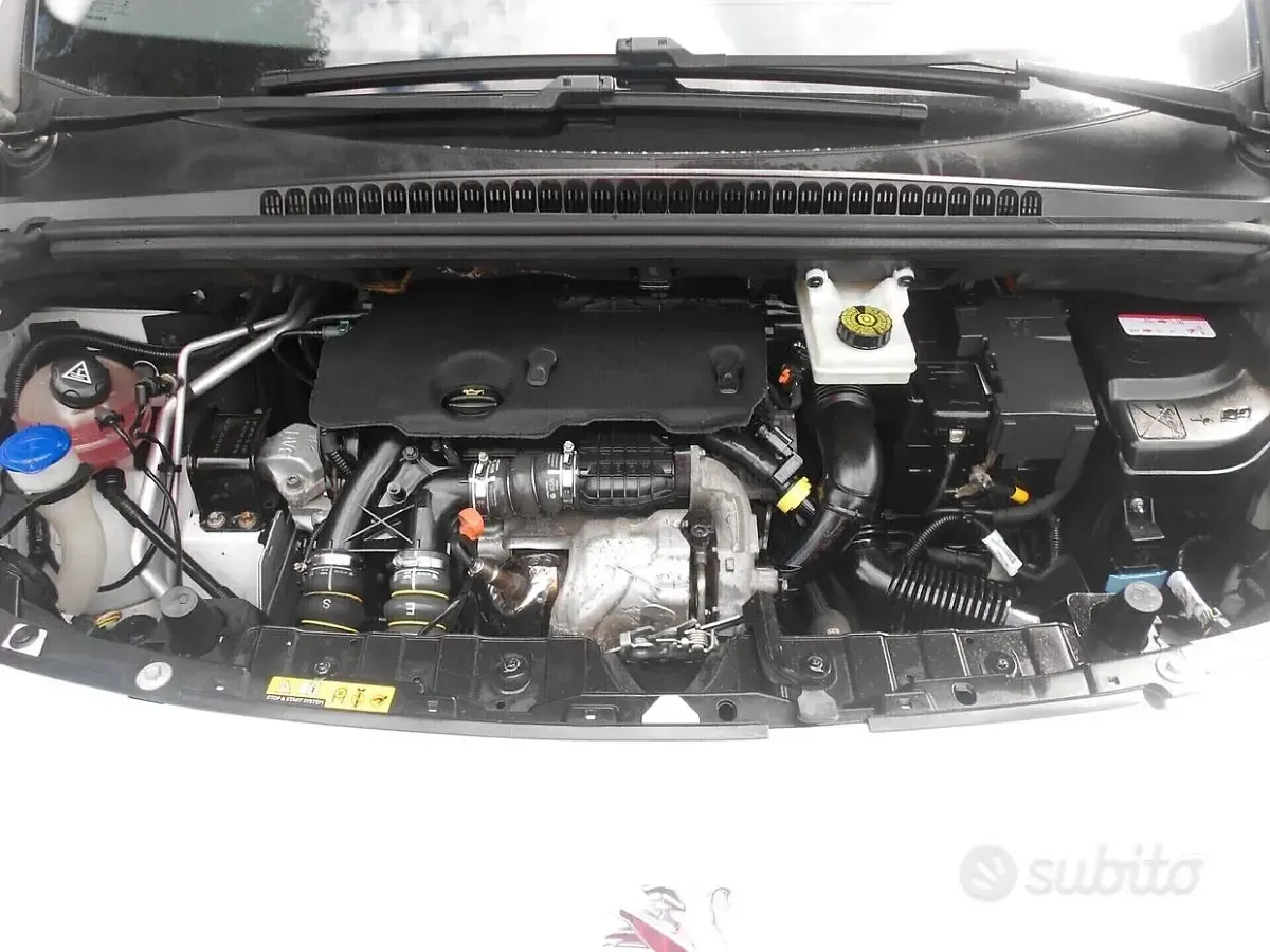 Usata Peugeot 3008 115 CV (84 kW) 2015 Bianco Station wagon