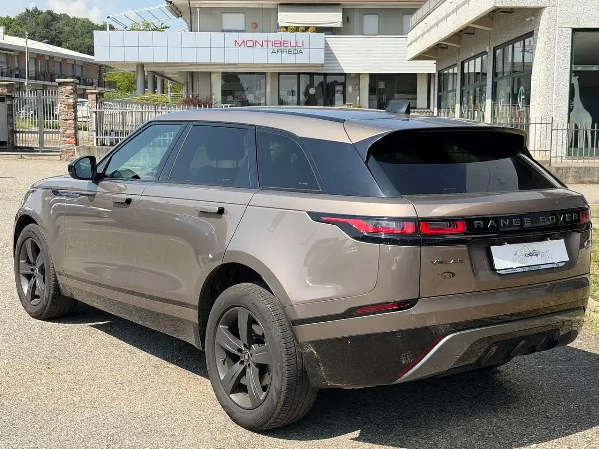 Usata Land Rover Range Rover Velar R-Dynamic 179 CV (131 kW) 2020 Bronzo SUV