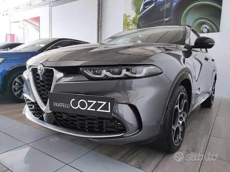 Usata Alfa Romeo Tonale Ti 160 CV (117 kW) 2024 Grigio SUV