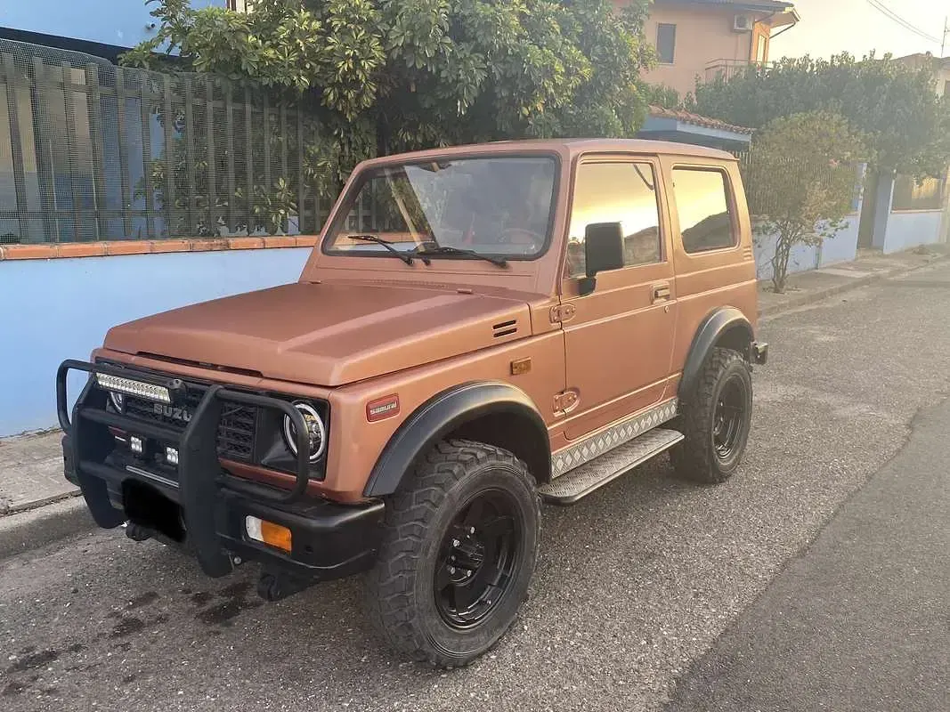 Usata Suzuki Samurai 64 CV (47 kW) 1989 Bronzo SUV