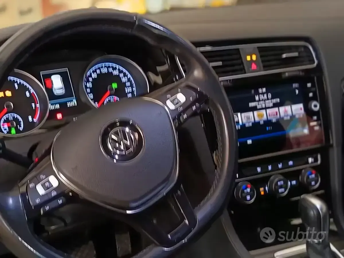 Usata VW Golf VII 110 CV (80 kW) 2018 Grigio Berlina