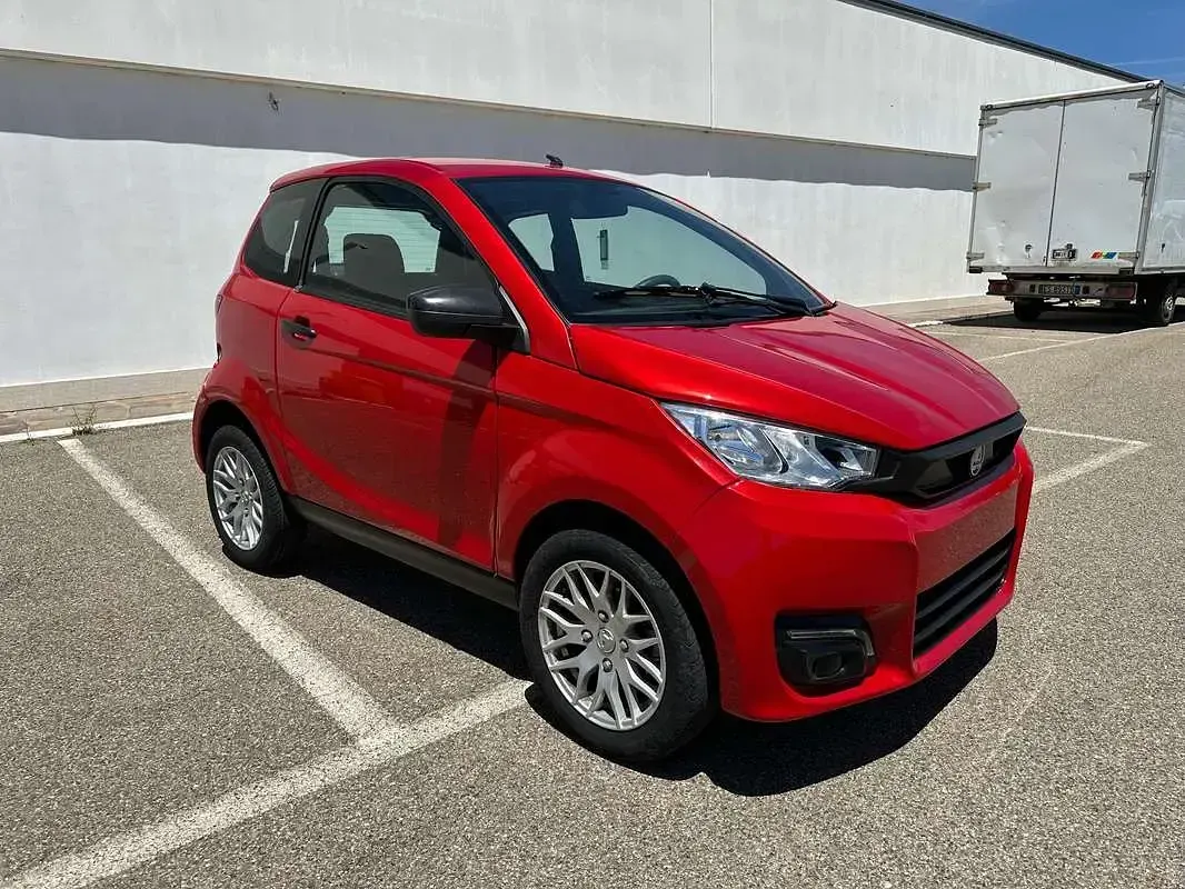 Usata Aixam City Pack 2021 Rosso Utilitaria