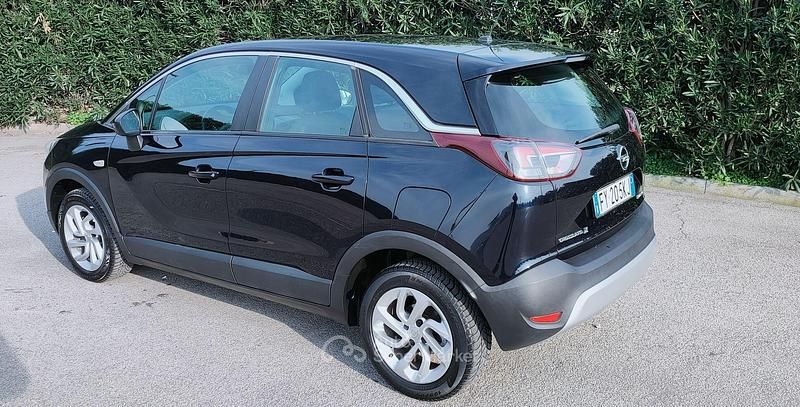Usata Opel Crossland X 102 CV (75 kW) 2020 Blu SUV