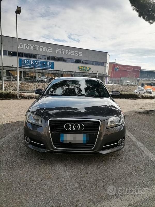 Usata Audi A3 Sportback 105 CV (77 kW) 2012 Grigio Utilitaria