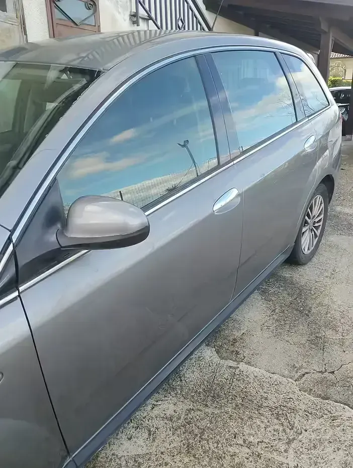 Usata Fiat Croma 120 CV (88 kW) 2008 Grigio Station wagon