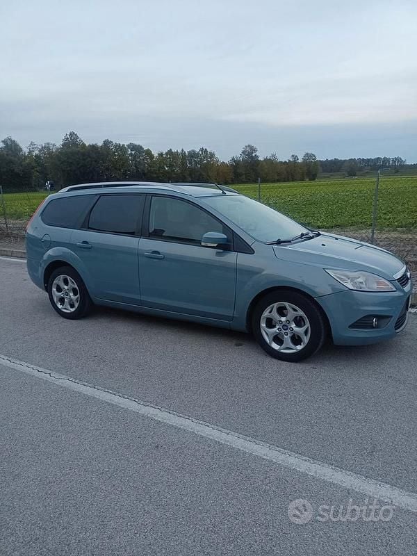 Usata Ford Focus 90 CV (66 kW) 2009 Blu Berlina