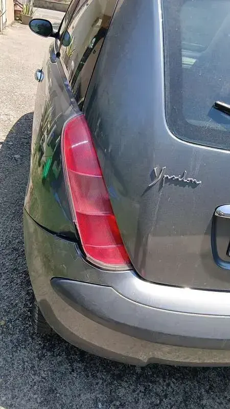 Usata Lancia Ypsilon 95 CV (69 kW) 2005 Utilitaria