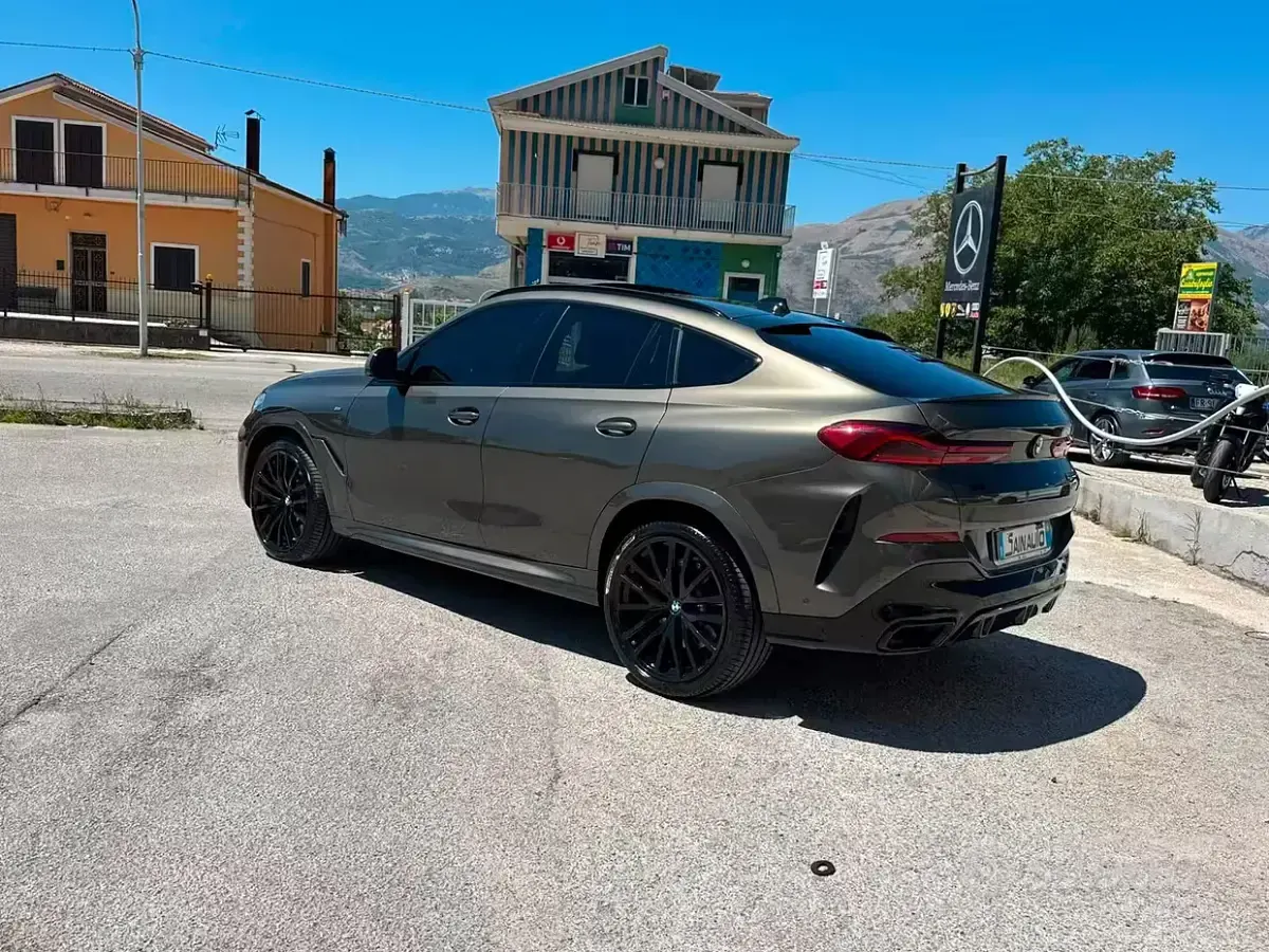Usata BMW X6 M 530 CV (389 kW) 2021 Grigio SUV