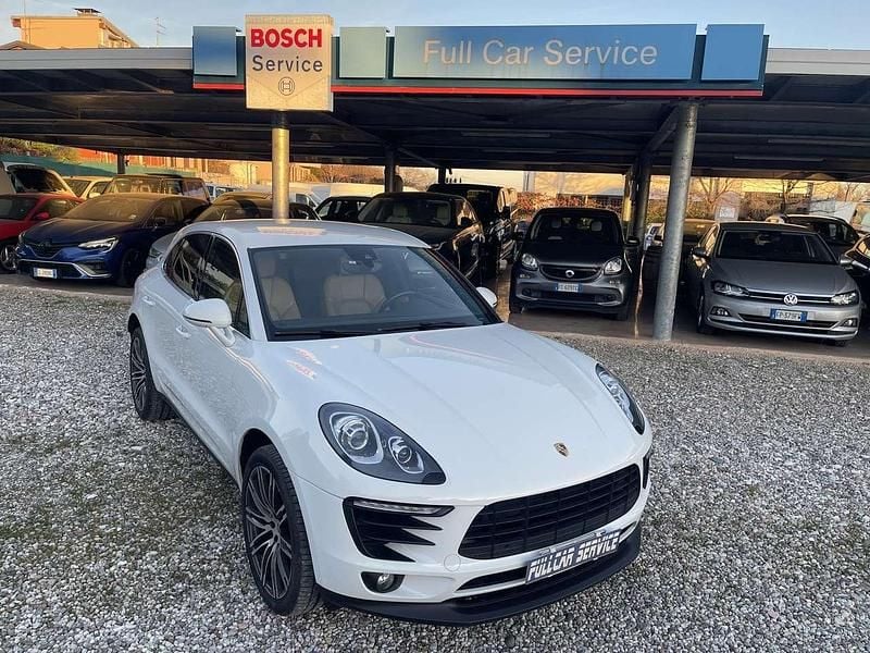 Usata Porsche Macan 250 CV (183 kW) 2017 Pure white SUV